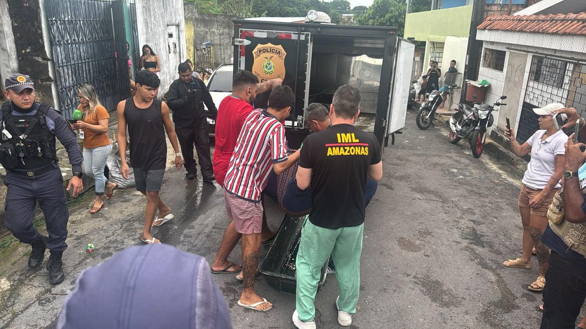 Homem é assassinado com 15 tiros na porta de casa no bairro Cidade Nova