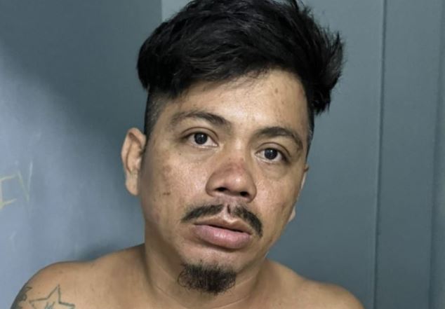 Pistoleiro do CV, 'Mata Rindo' é preso por policiais da Rocam