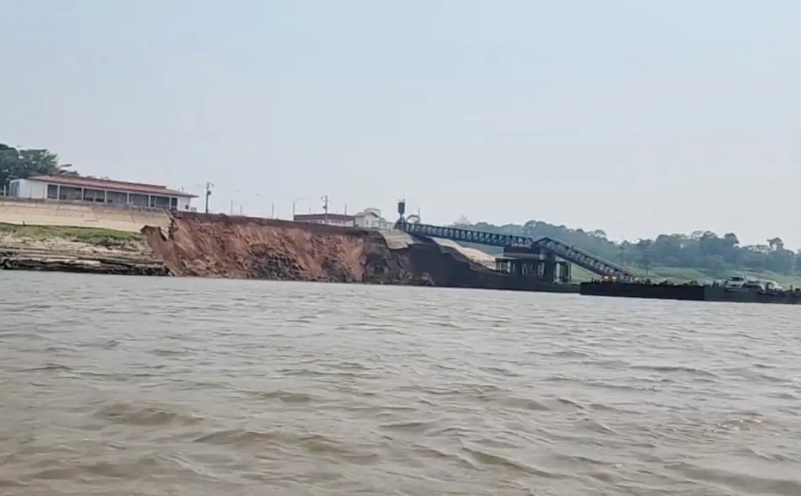 Vídeo: erosão faz porto de Itacoatiara desabar