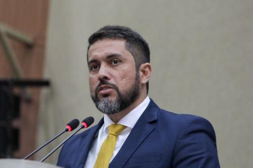 Pesquisa: Em Carauari, Jack Serafim lidera disputa pela prefeitura