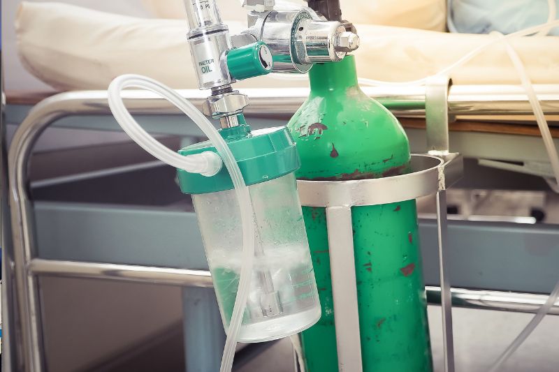 Covid-19: Justiça determina reparação por mortes na crise do oxigênio em Manaus