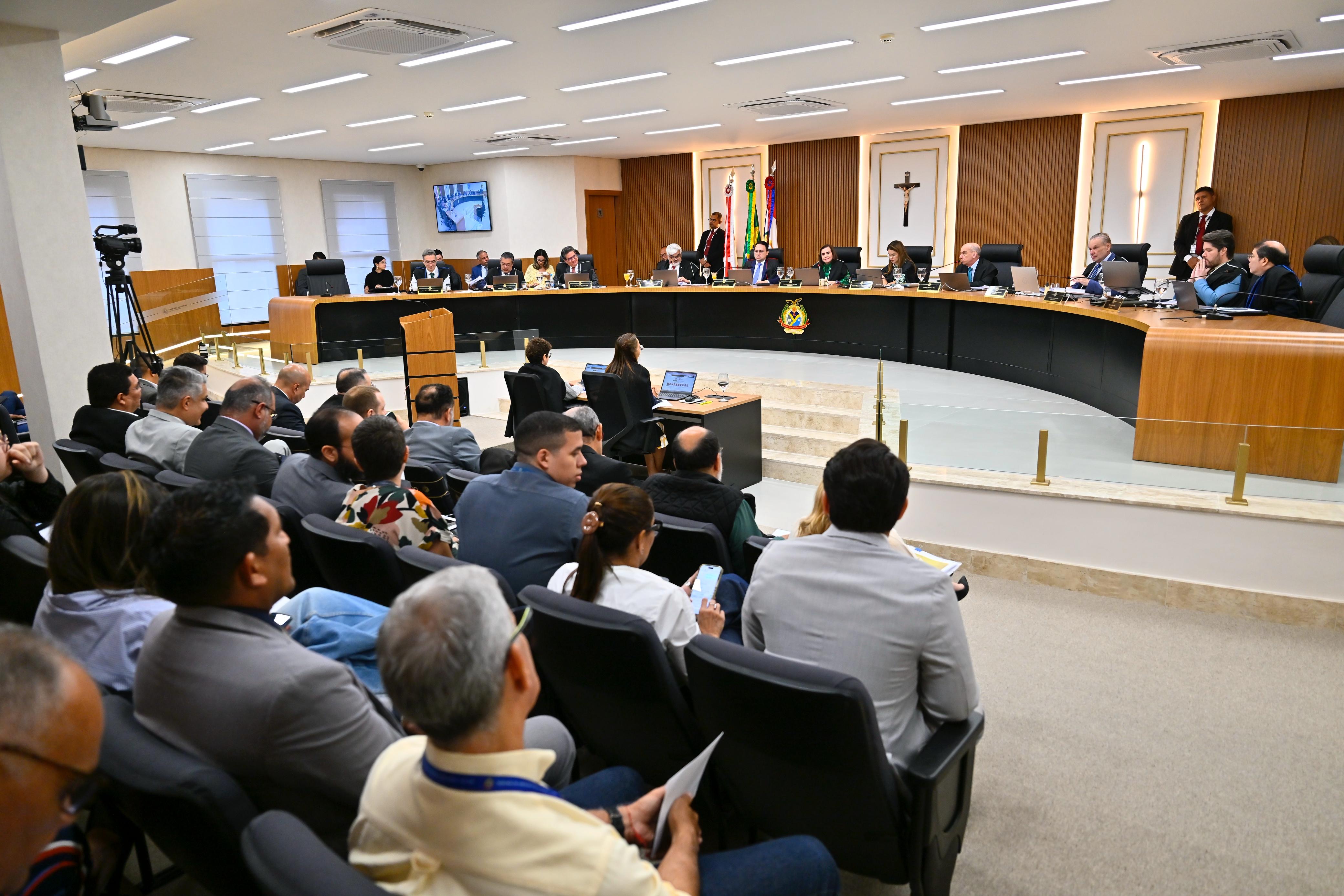 TCE-AM aida julgamento das contas da Prefeitura de Manaus de 2024