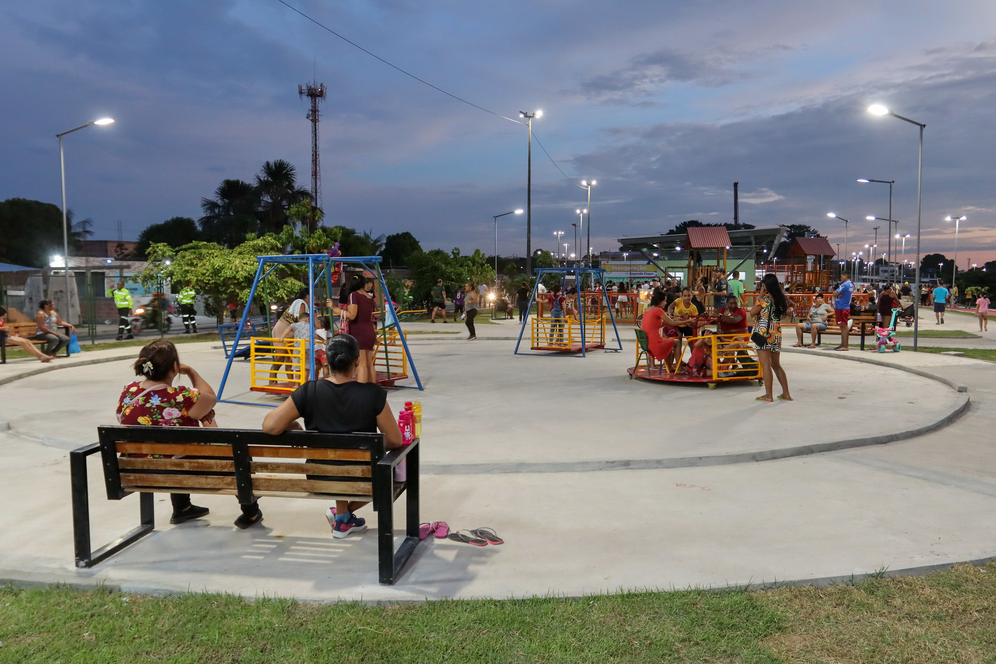 Prefeitura de Manaus inaugura segunda etapa do parque linear Amazonino Mendes