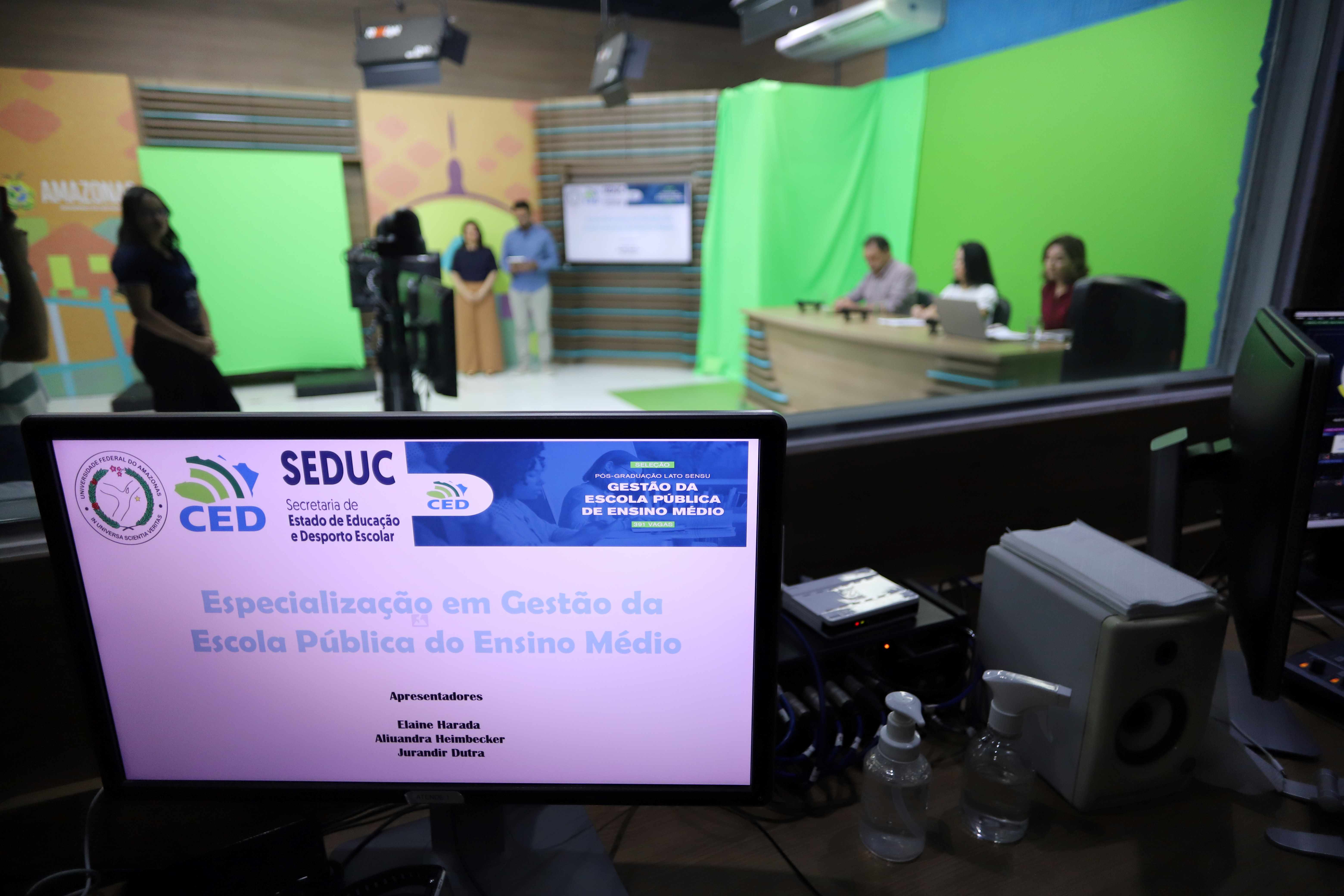 Secretaria de Educação e Ufam abrem inscrições para pós-graduação em gestão escolar