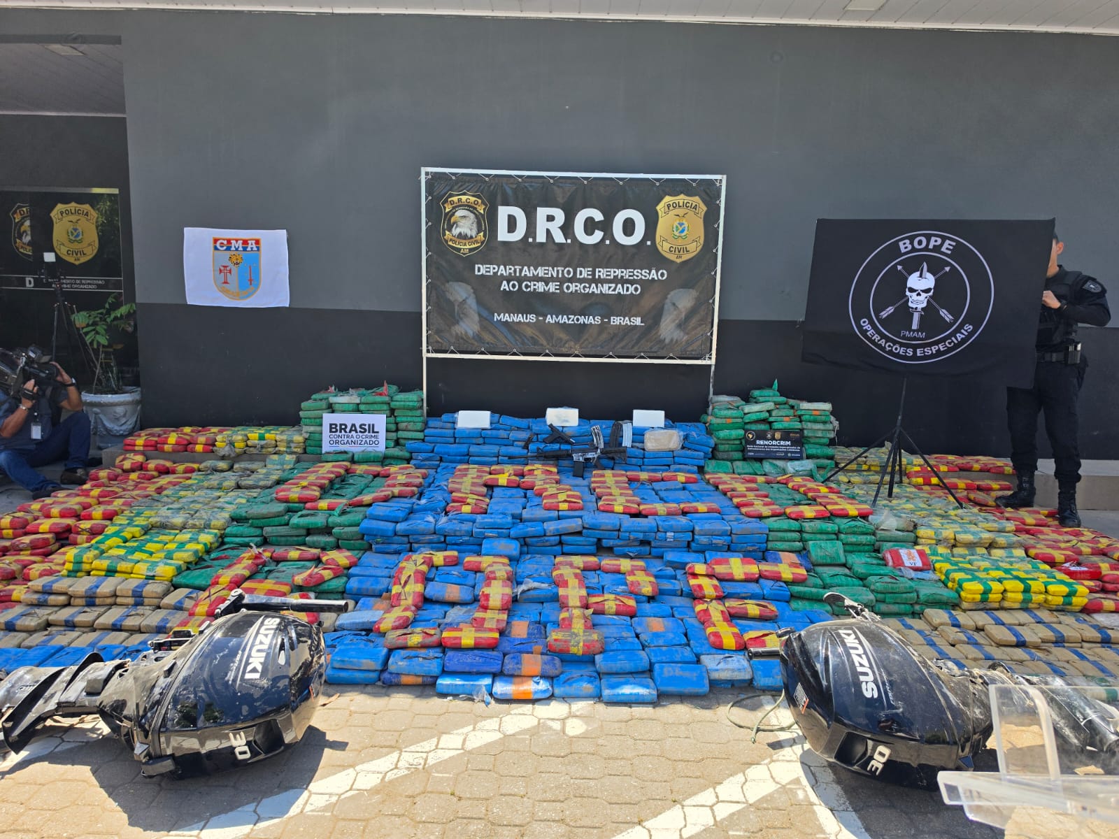 Polícia apreende 2,5 toneladas de cocaína no AM; prejuízo ao crime é de R$ 190 milhões