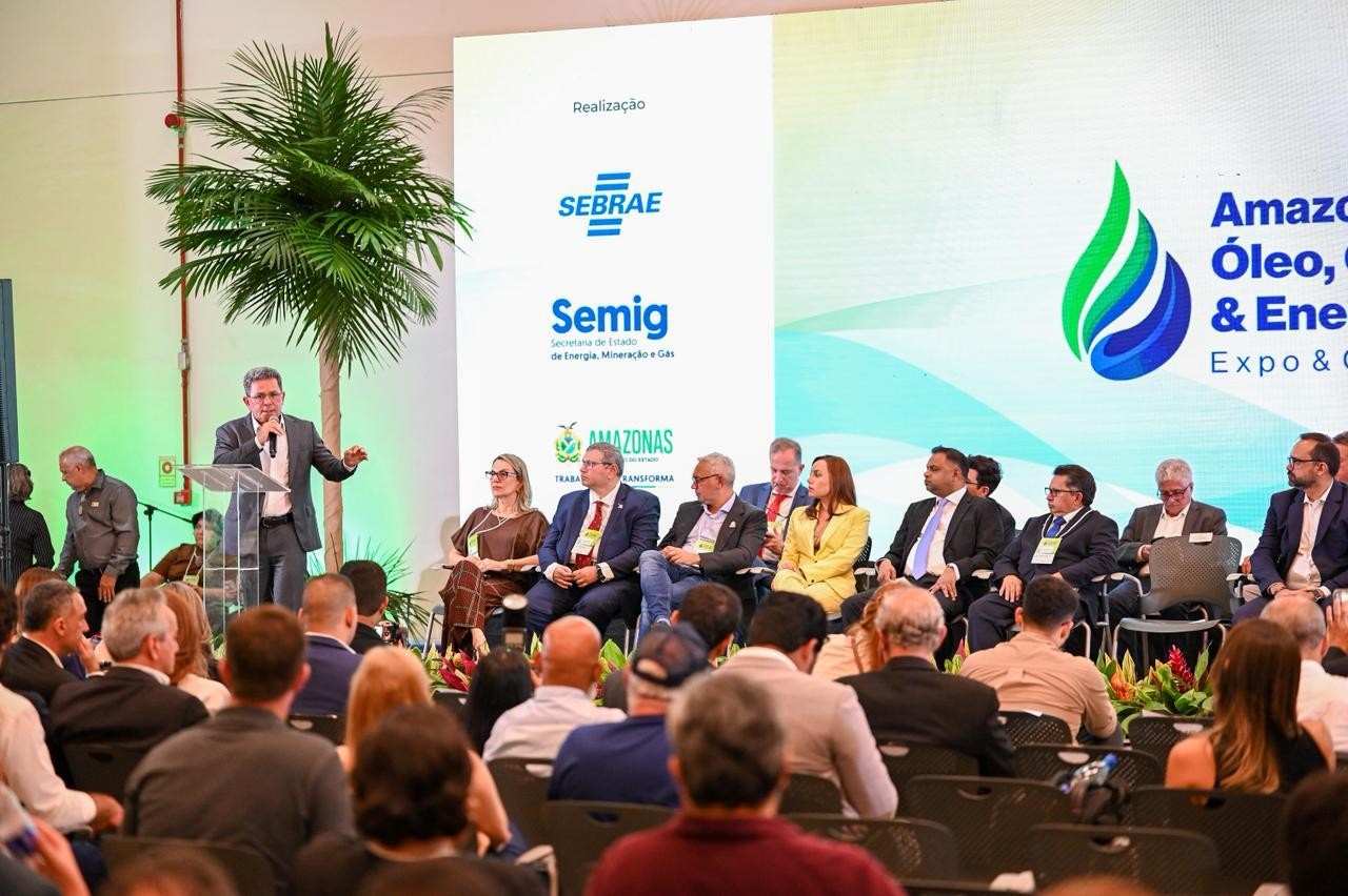 Amazonas se consolida como polo de energia sustentável, destaca Tadeu de Souza
