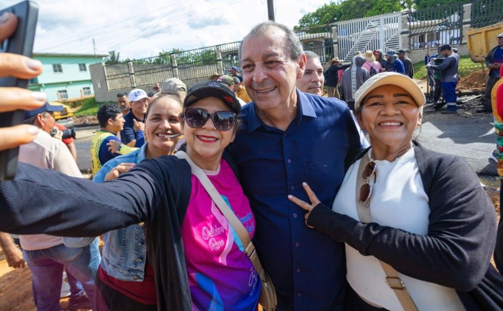 Omar lidera corrida pelo governo do Amazonas, com Maria do Carmo em 2º e David em 3º