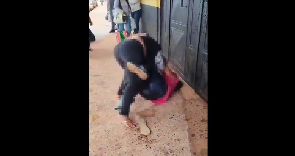 Vídeo: Mulheres vão à prisão visitar o mesmo detento e saem no tapa