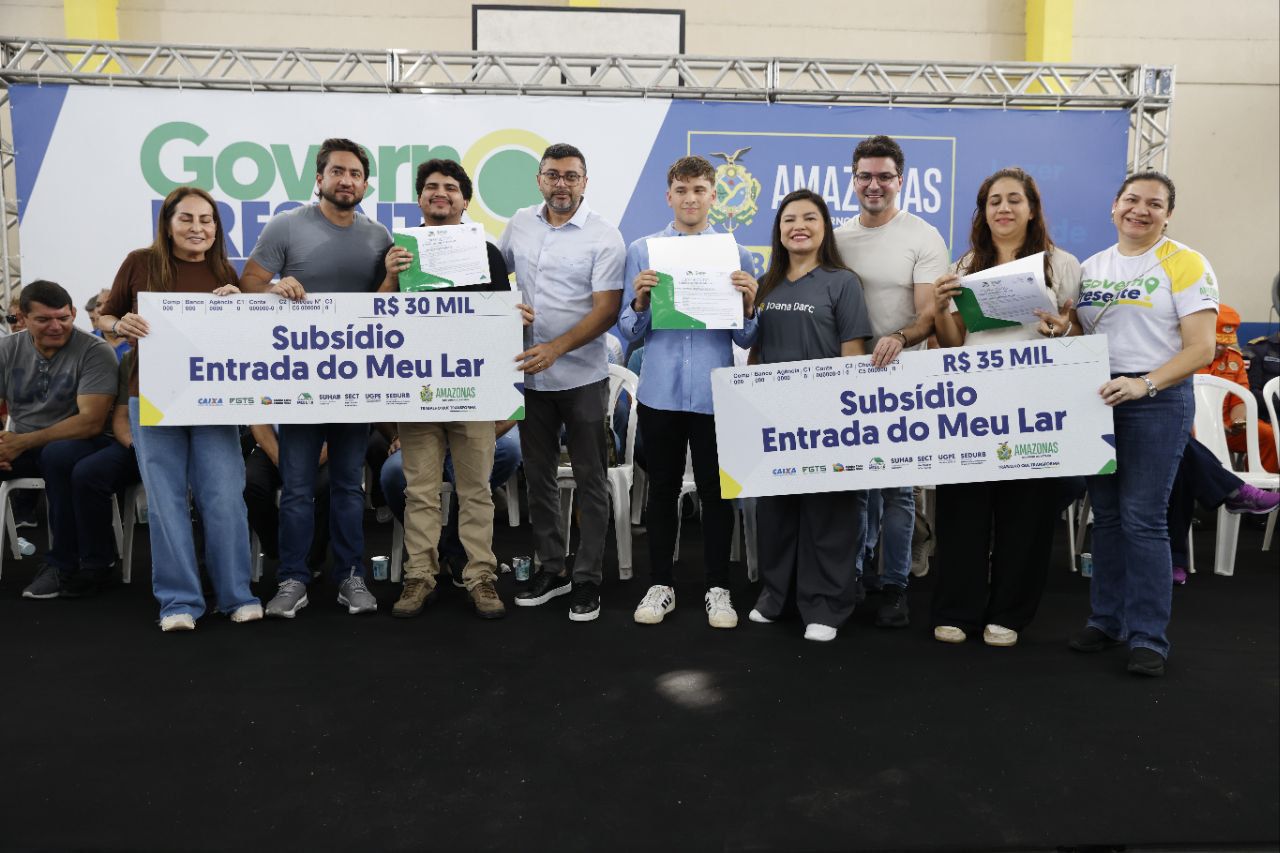 Habitação: Wilson Lima entrega certificados do Subsídio Entrada do Meu Lar