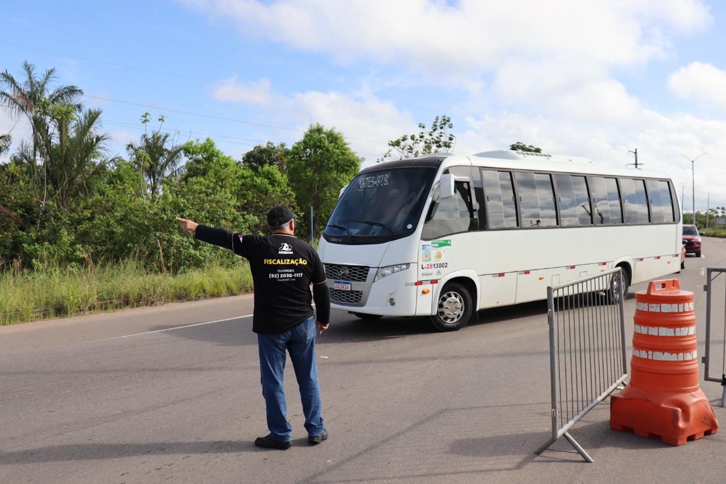 Arsepam autua 23 veículos durante fiscalização na rodovia AM-070