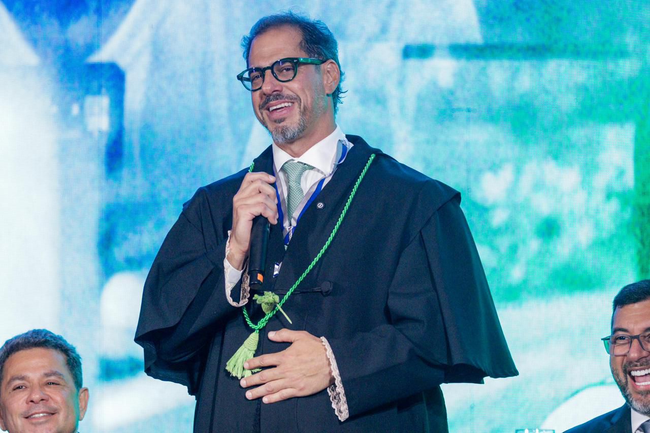 Rafael Barbosa é reconduzido ao cargo de Defensor e nomeia 5 novos defensores