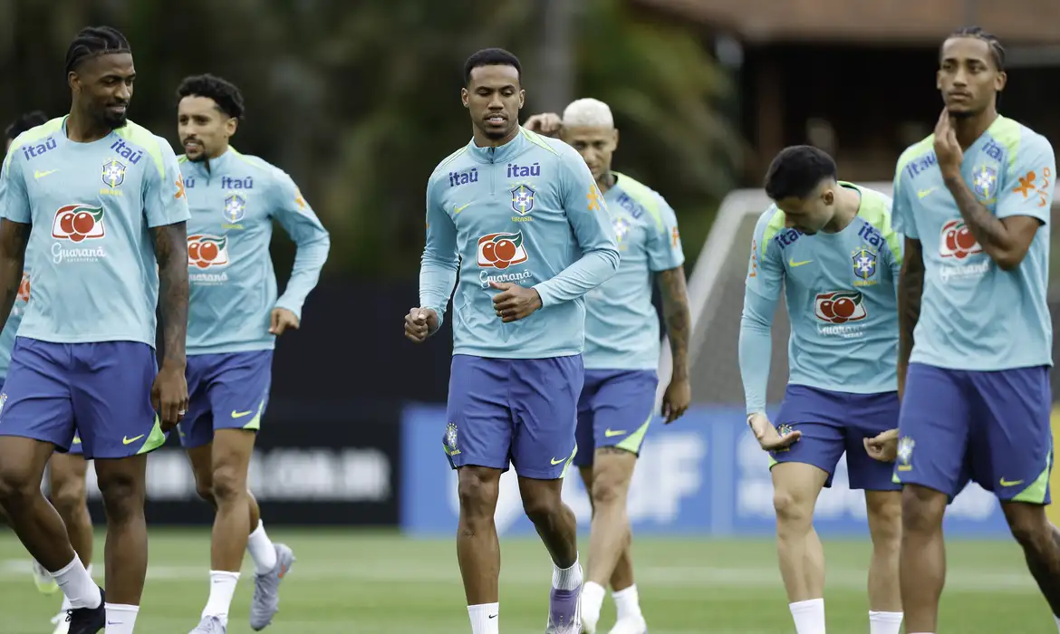 Eliminatórias: Seleção brasileira enfrenta o Chile nesta quinta-feira