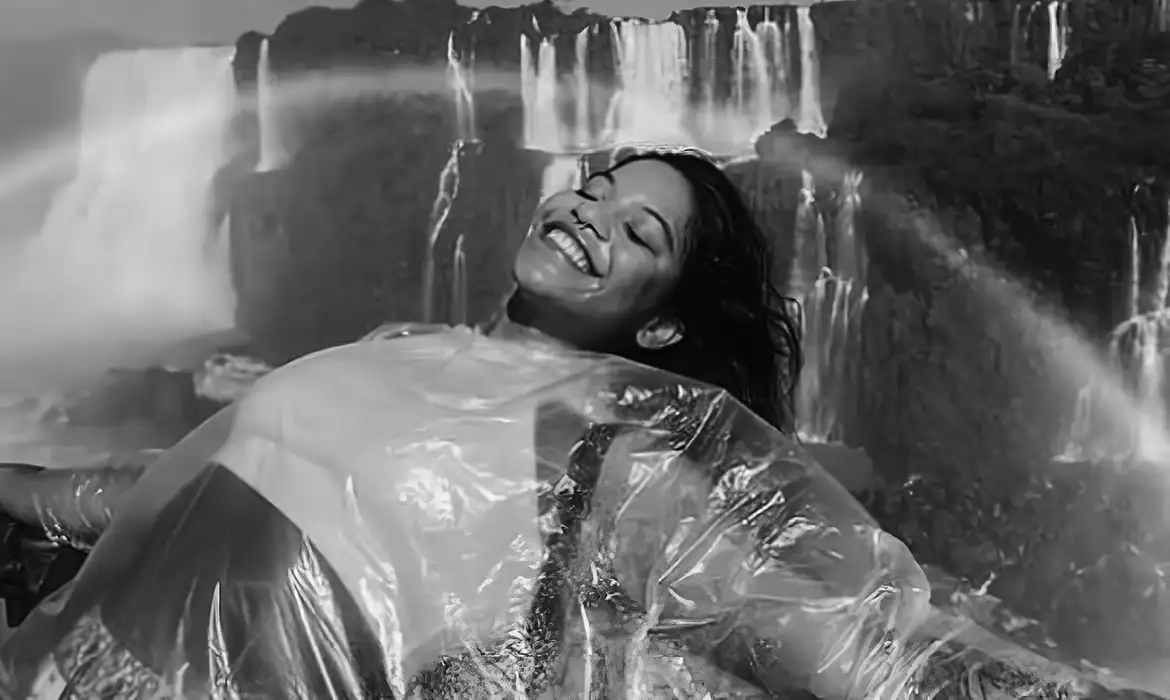 Corpo de Juliana Marins deixará a Indonésia nesta terça-feira