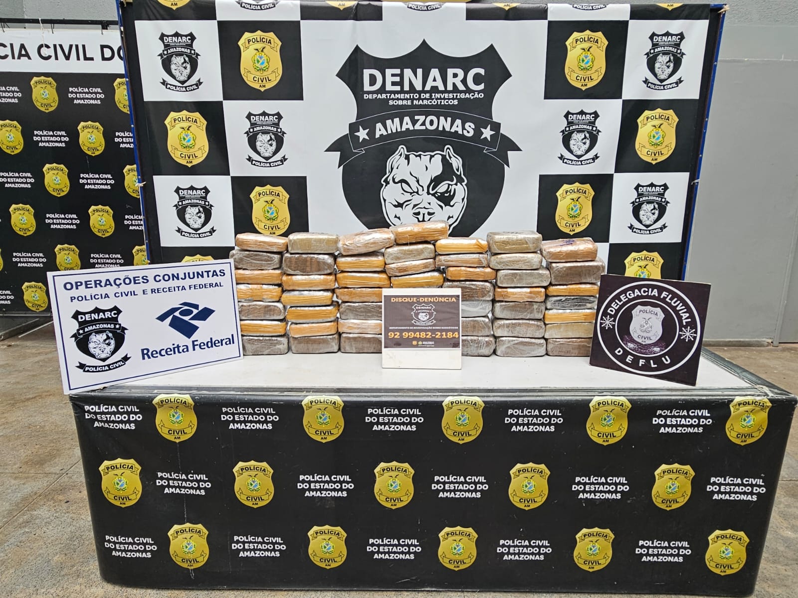 Traficante é preso com 50 quilos de maconha em embarcação no Rio Negro