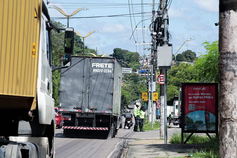 IMMU orienta motoristas sobre novos radares em Manaus
