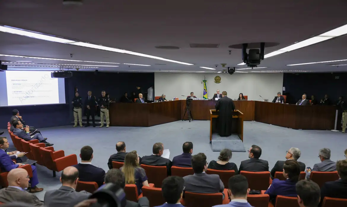 Veja principais pontos citados pela defesa dos réus da trama golpista