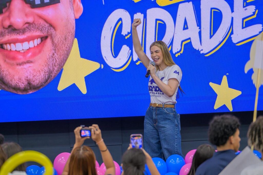 Primeira-dama do AM faz desabafo sobre perseguição política à sua família
