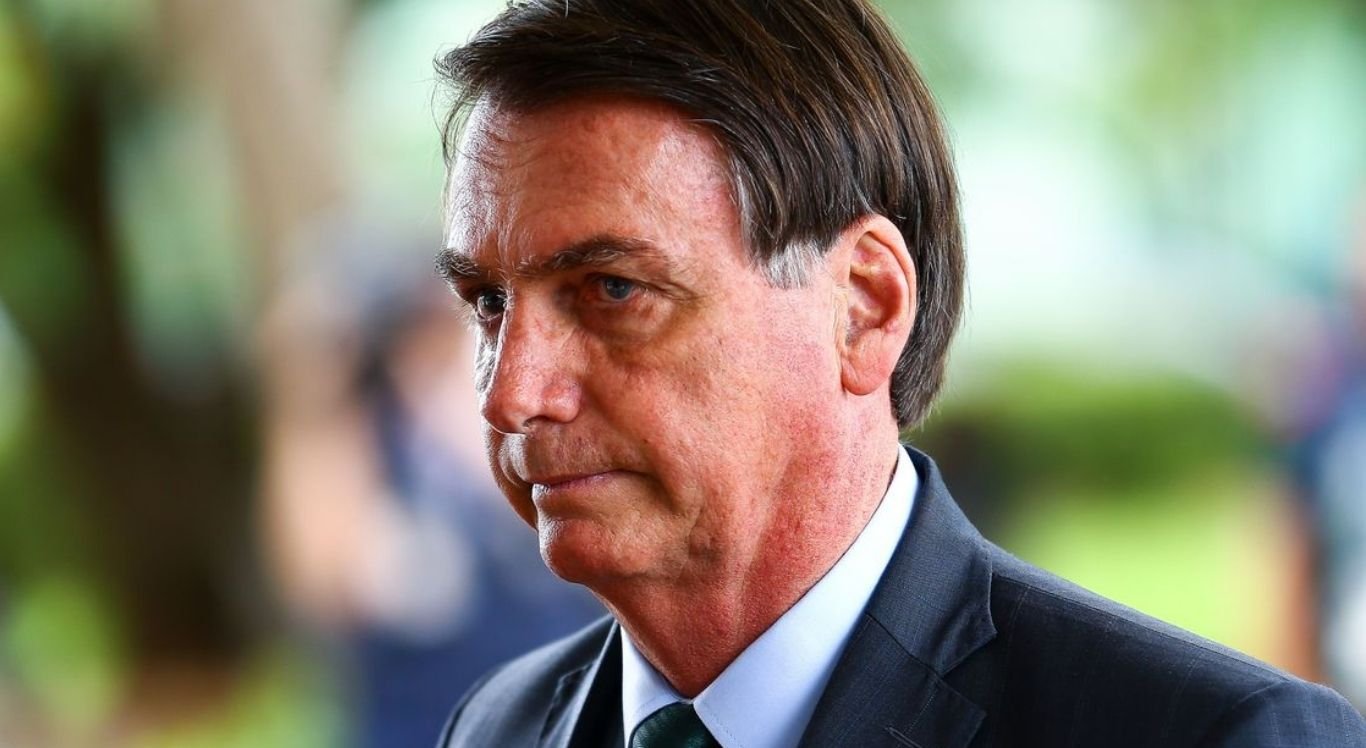 Ex-presidente Jair Bolsonaro passará por cirurgias na semana que vem
