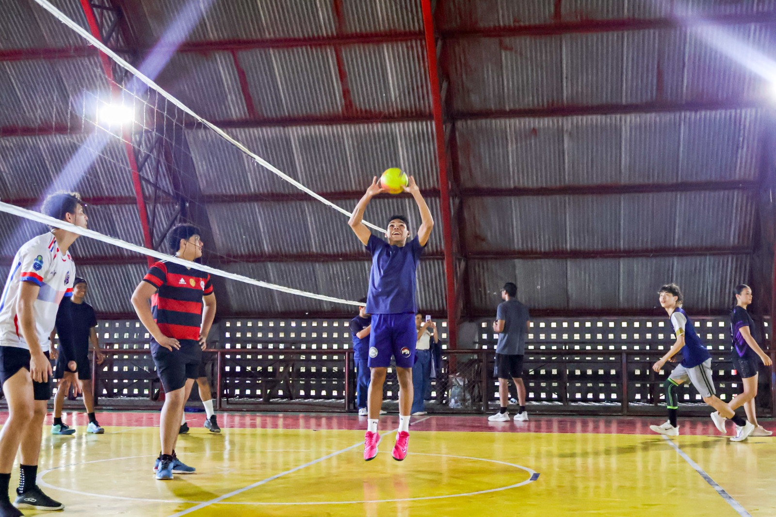 Vila Aberta Para Todos reúne público em edição especial pelos 36 anos da Vila Olímpica