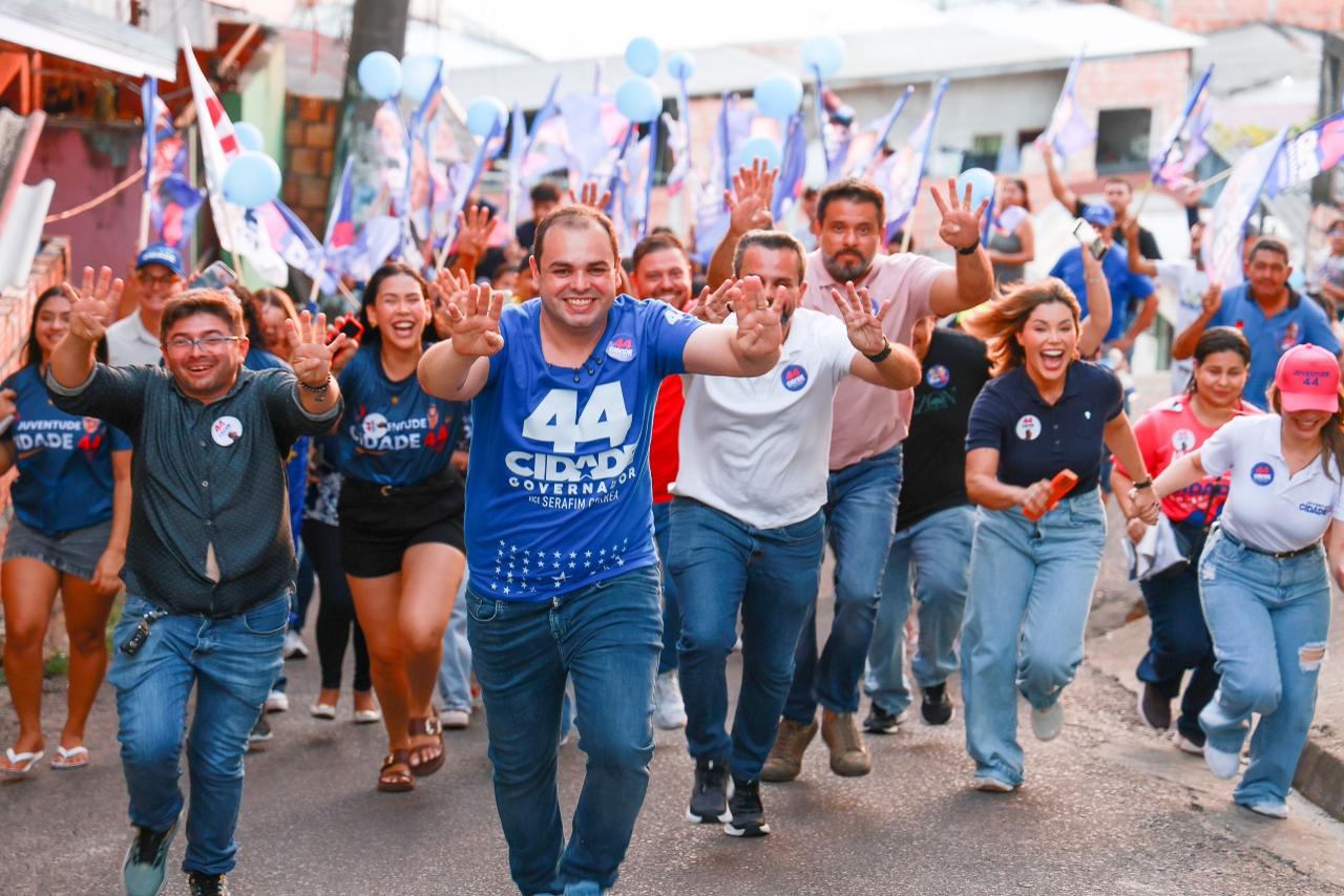 Cidade destaca propostas para a educação durante caminhada no Santo Agostinho