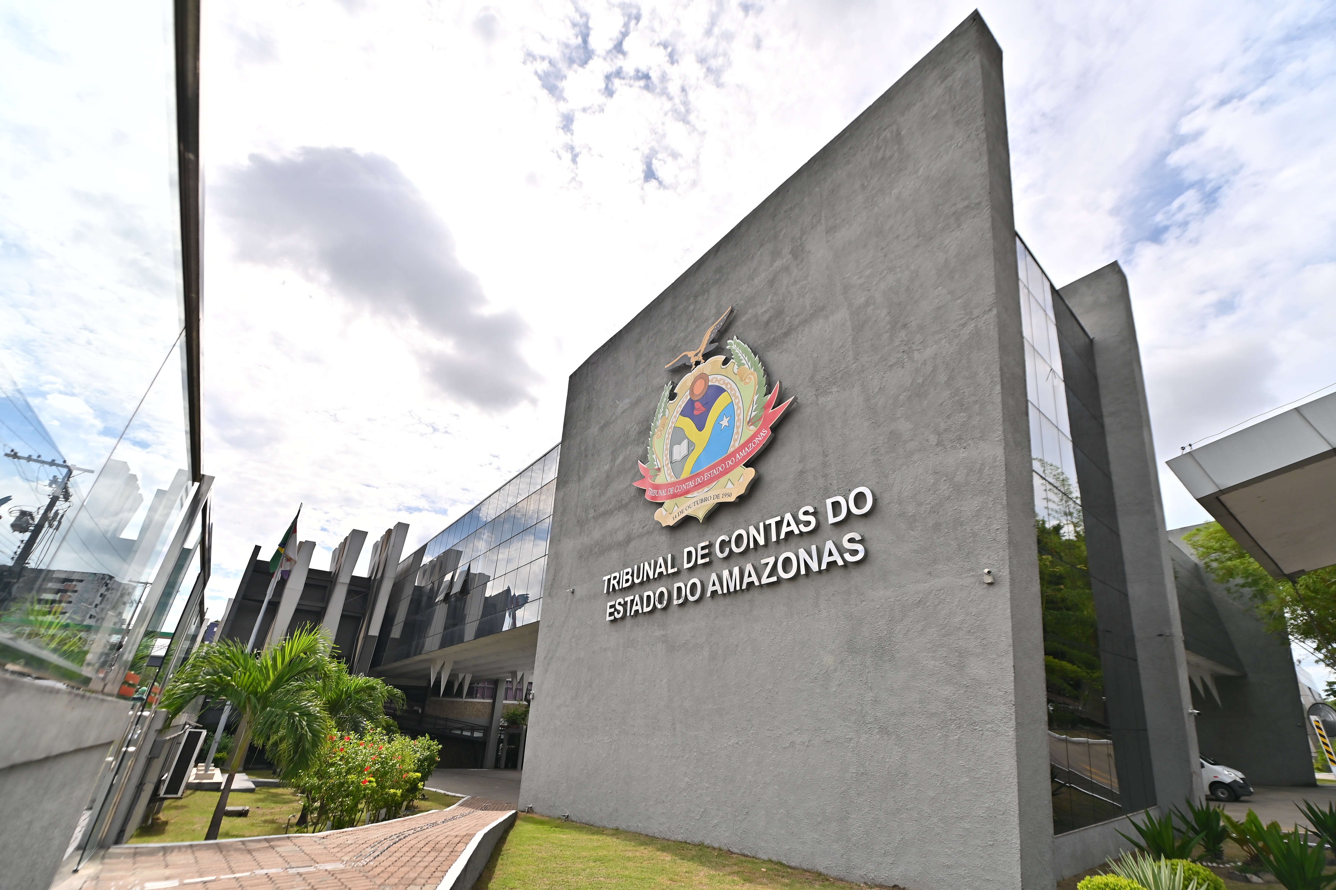 TCE-AM abre inscrições para III Concurso de Artigos Científicos