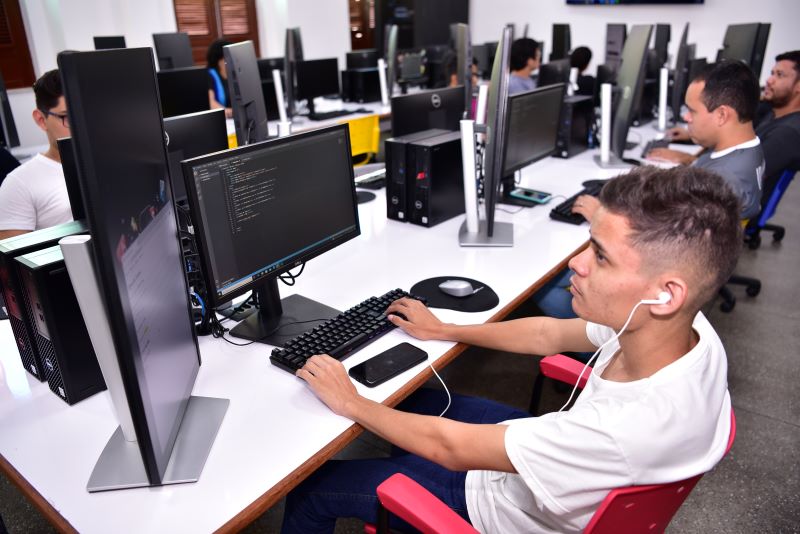 Governo do Estado abre 18.945 vagas em cursos do Cetam para o interior do Amazonas