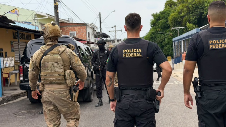 PF prende homem que tentou impedir ato político em Manaus