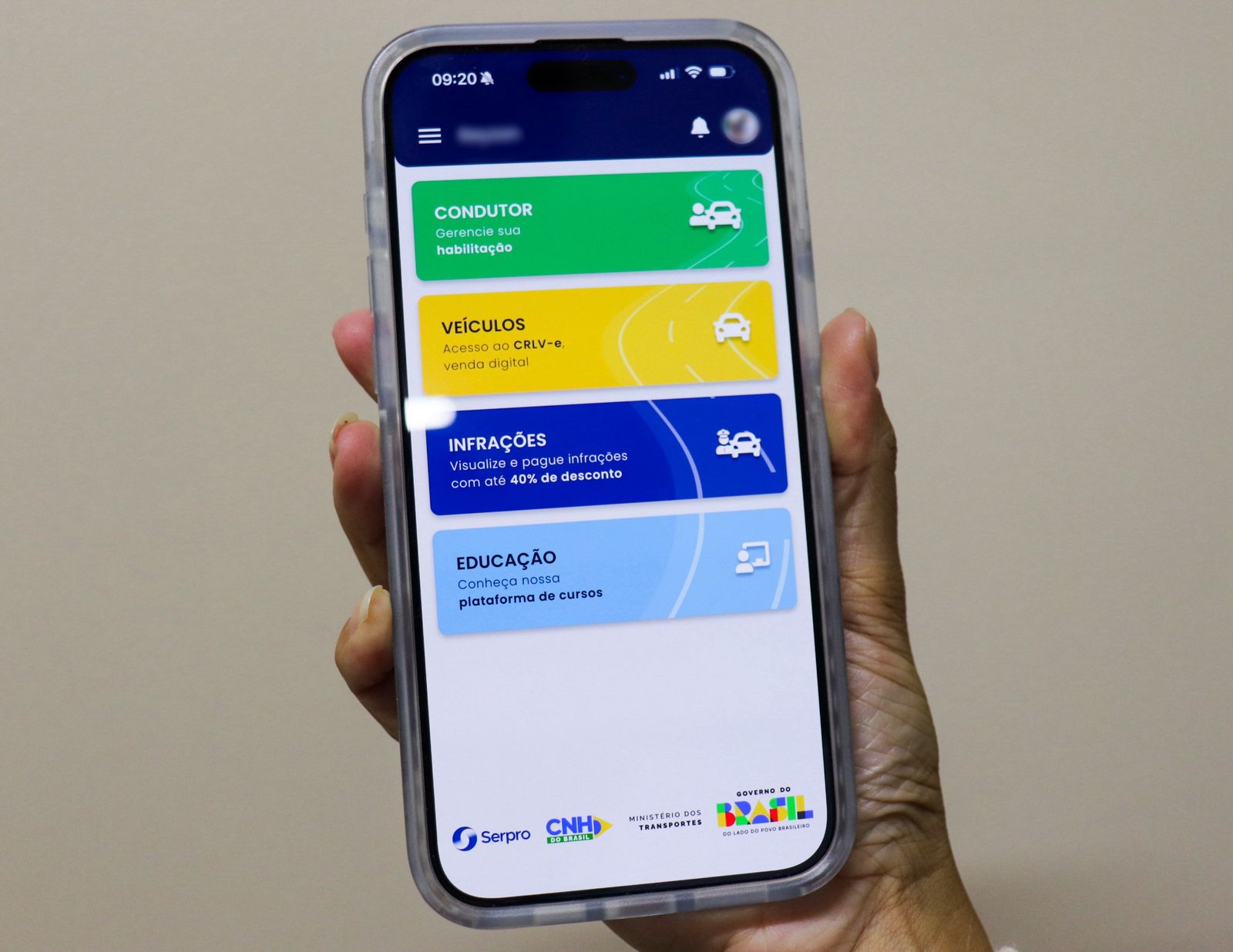 Detran-AM retoma processo de habilitação após atualização de sistema