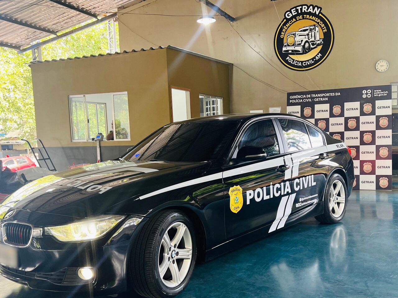 BMW apreendido em operação contra o tráfico de drogas é integrado à frota da PC-AM