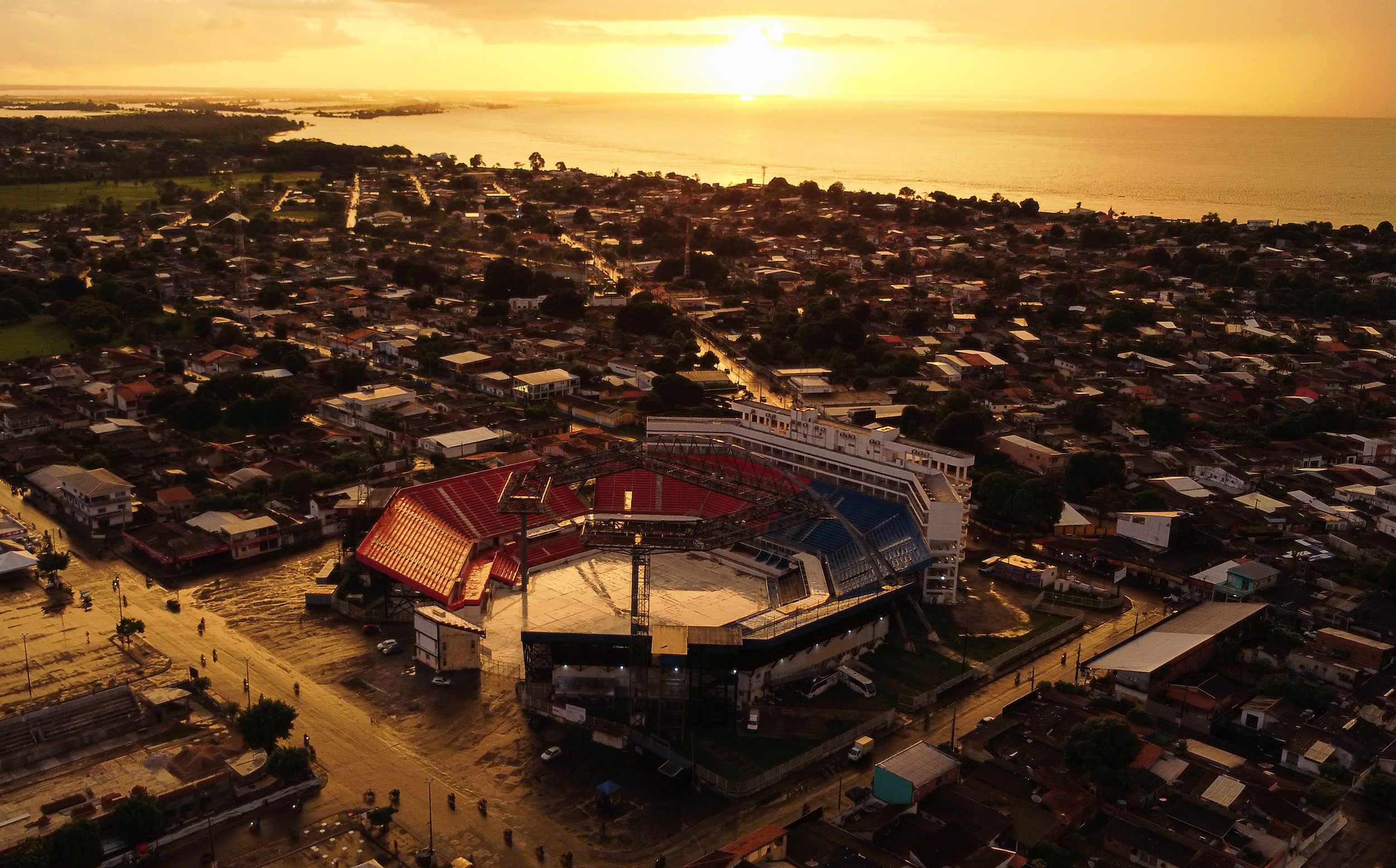 Três lugares para tirar foto no pôr do sol em Parintins