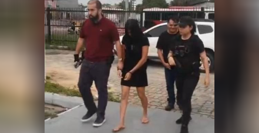 Namorada repassou informações para executores de traficante morto em shopping de Manaus