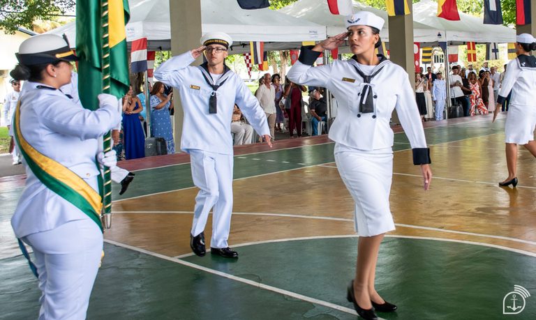 Marinha prorroga inscrições concurso com 400 vagas para técnicos de nível médio