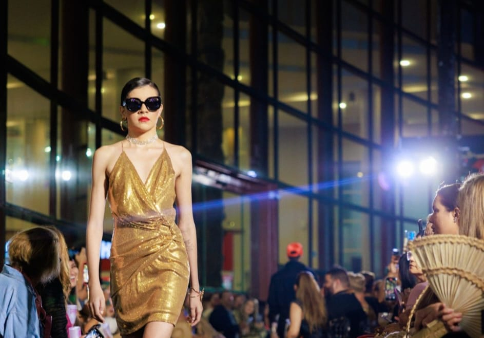 Desfile inspirado no Encontro das Águas une moda e beleza da Amazônia