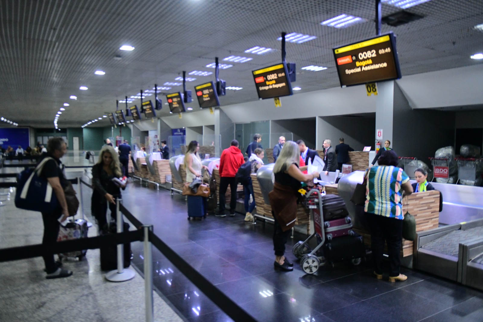 Confira dicas para economizar na compra de passagens aéreas