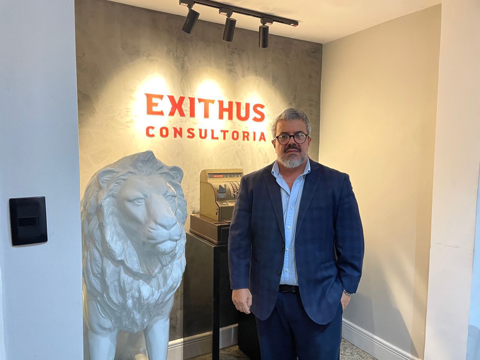 Empresa aposta em consórcio como alternativa ao crédito caro e lança operação em Manaus