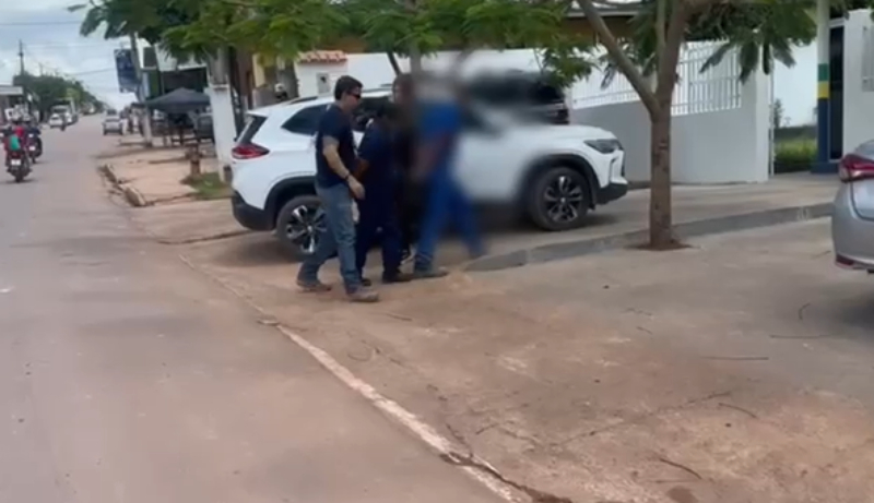 Mãe e padrasto são presos por estupro de adolescente de 14 anos no AM