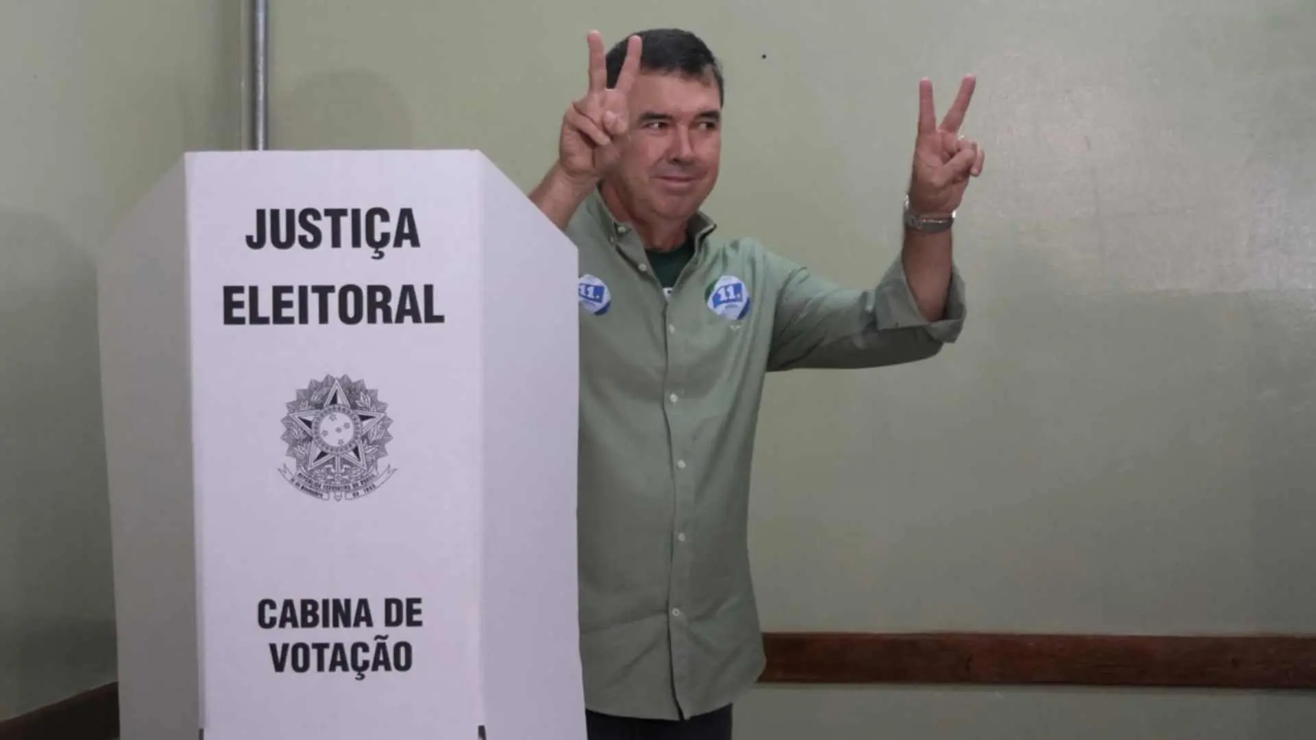Eduardo Riedel é eleito governador de MS no primeiro turno