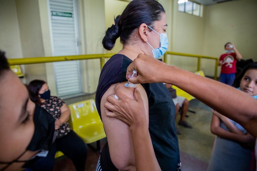 Manaus oferta vacina contra Covid-19 em nove pontos de imunização neste sábado, 2/9