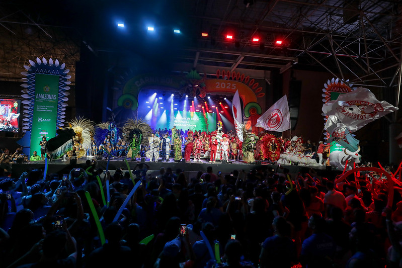 Carnaboi toma conta do Sambódromo com mais de 40 atrações