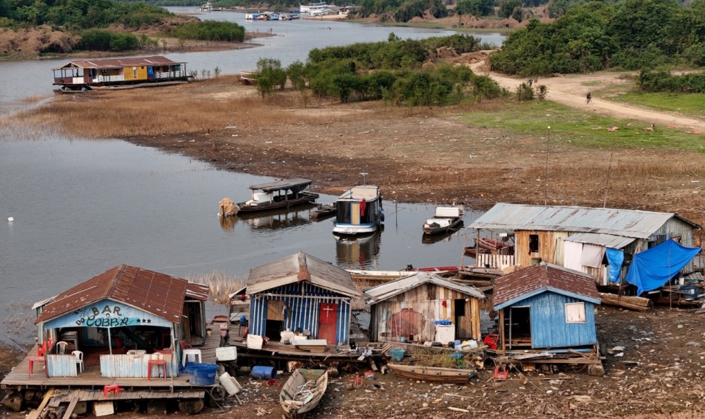 Seca avança na bacia do rio Amazonas e níveis batem mínimas históricas