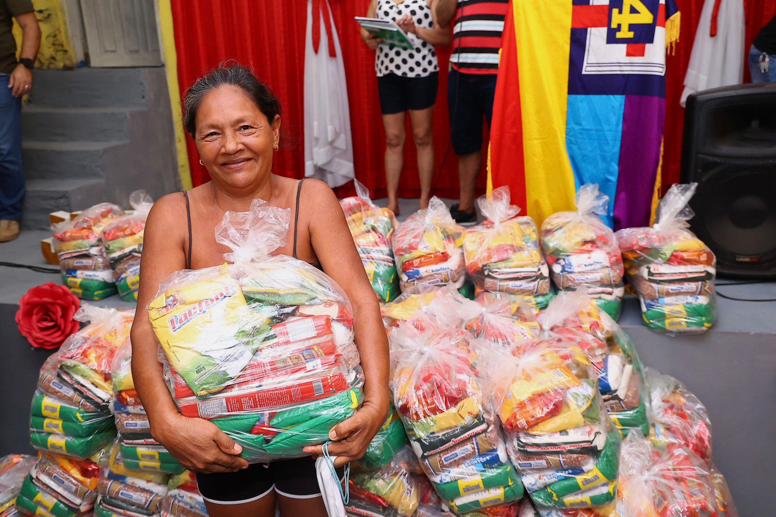 Seca no AM: Mais de 100 toneladas de alimentos foram destinadas para indígenas