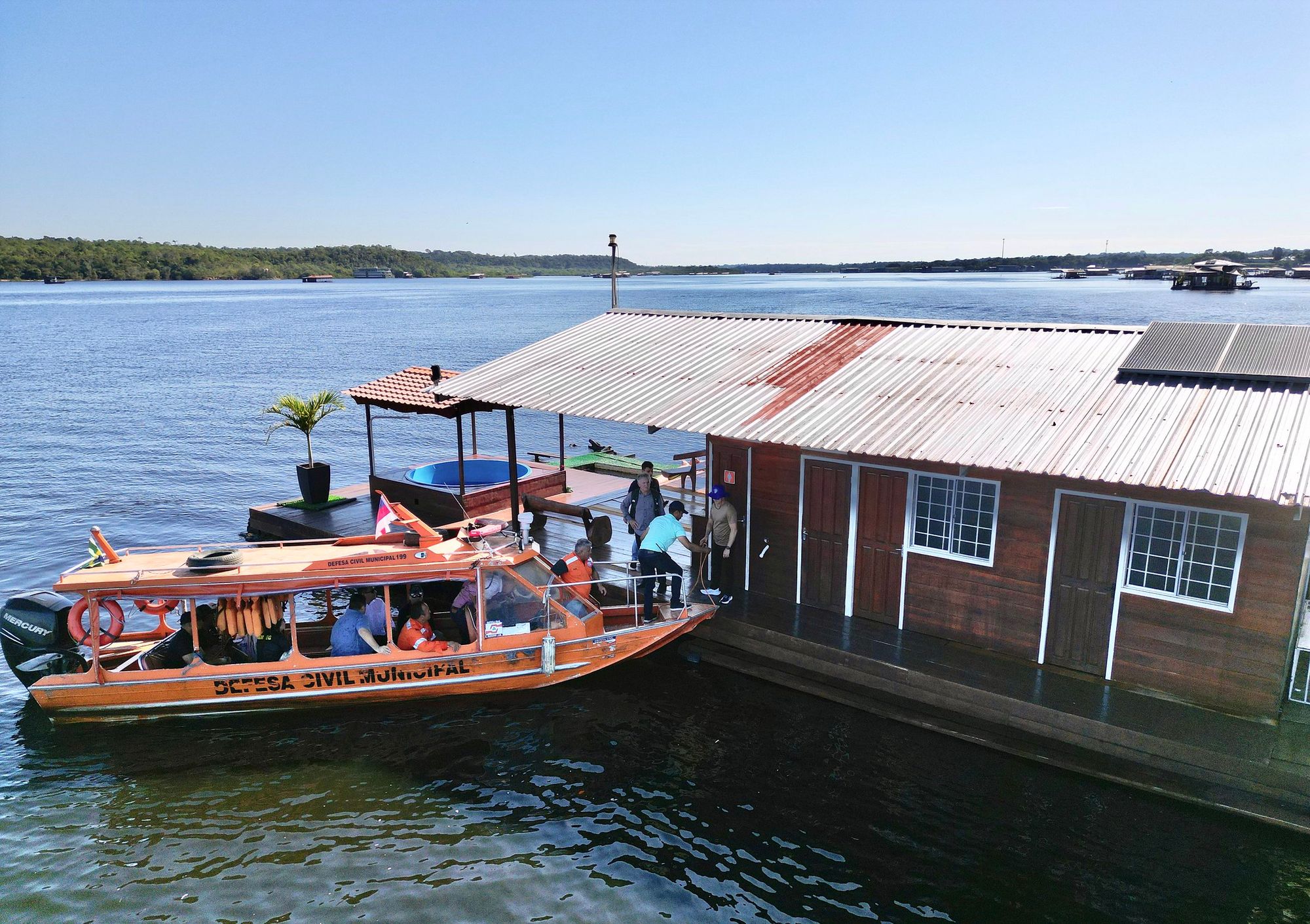 CMM realizará audiência para discutir regularização de flutuantes em Manaus