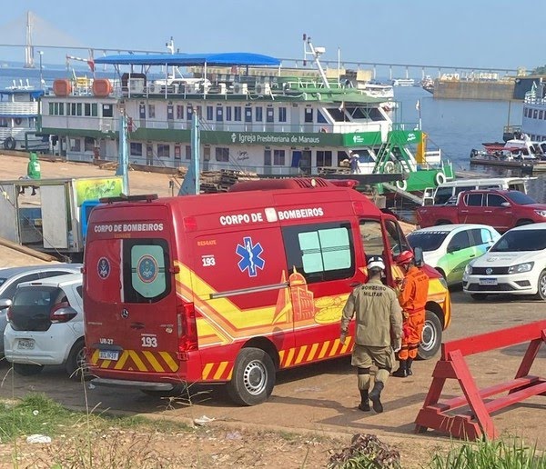 Corpo de Bombeiros confirma morte de três passageiros de barco que pegou fogo