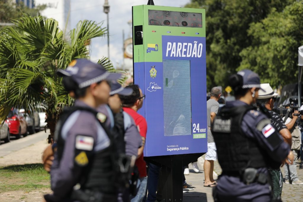 Oito foragidos da Justiça são presos em Manaus após reconhecimento facial