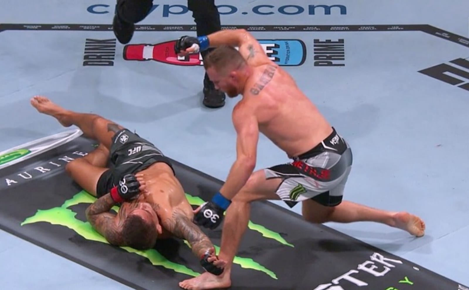 UFC 291: Gaethje nocauteia Poirier de forma brutal e conquista cinturão; Poatan supera Blachowicz