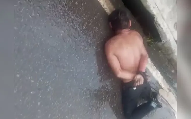 Vídeo: Suspeito de furtos na Manaus Moderna é amarrado no Centro de Manaus