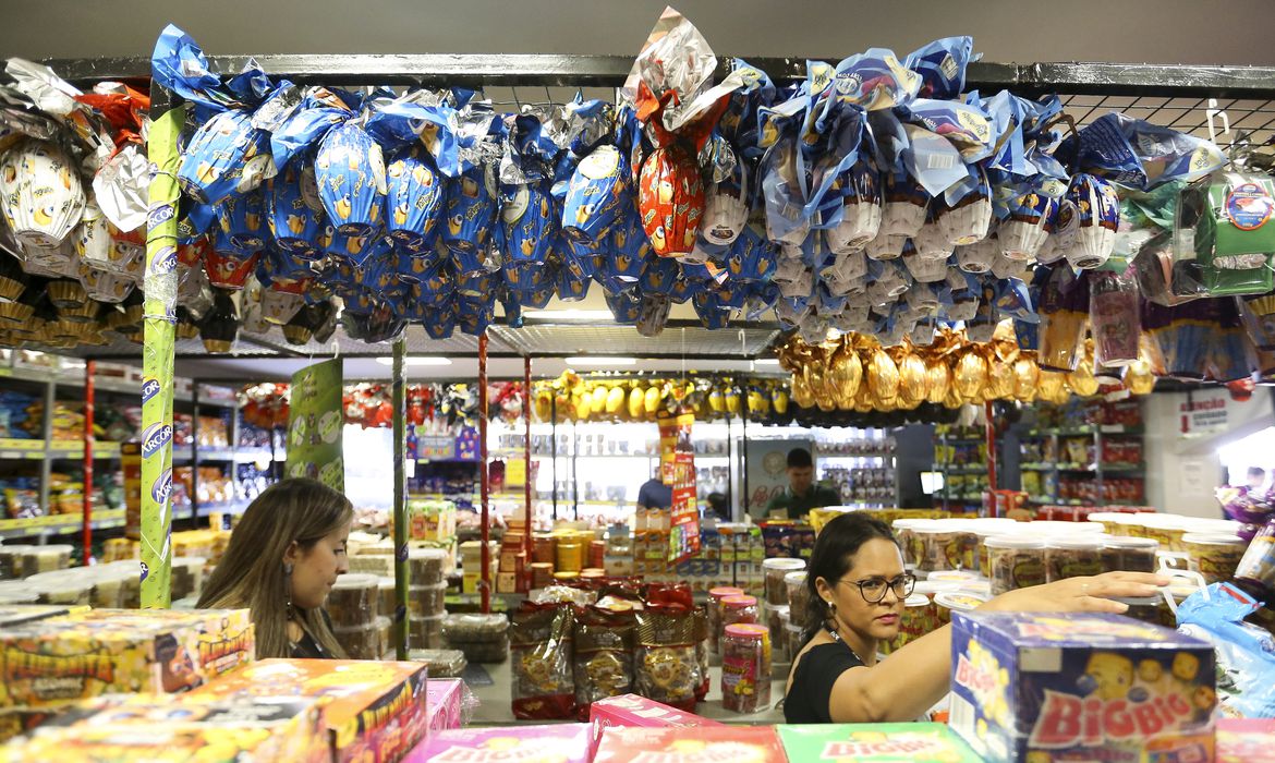 CDL Manaus: vendas do comércio na Páscoa devem aumentar em 3%