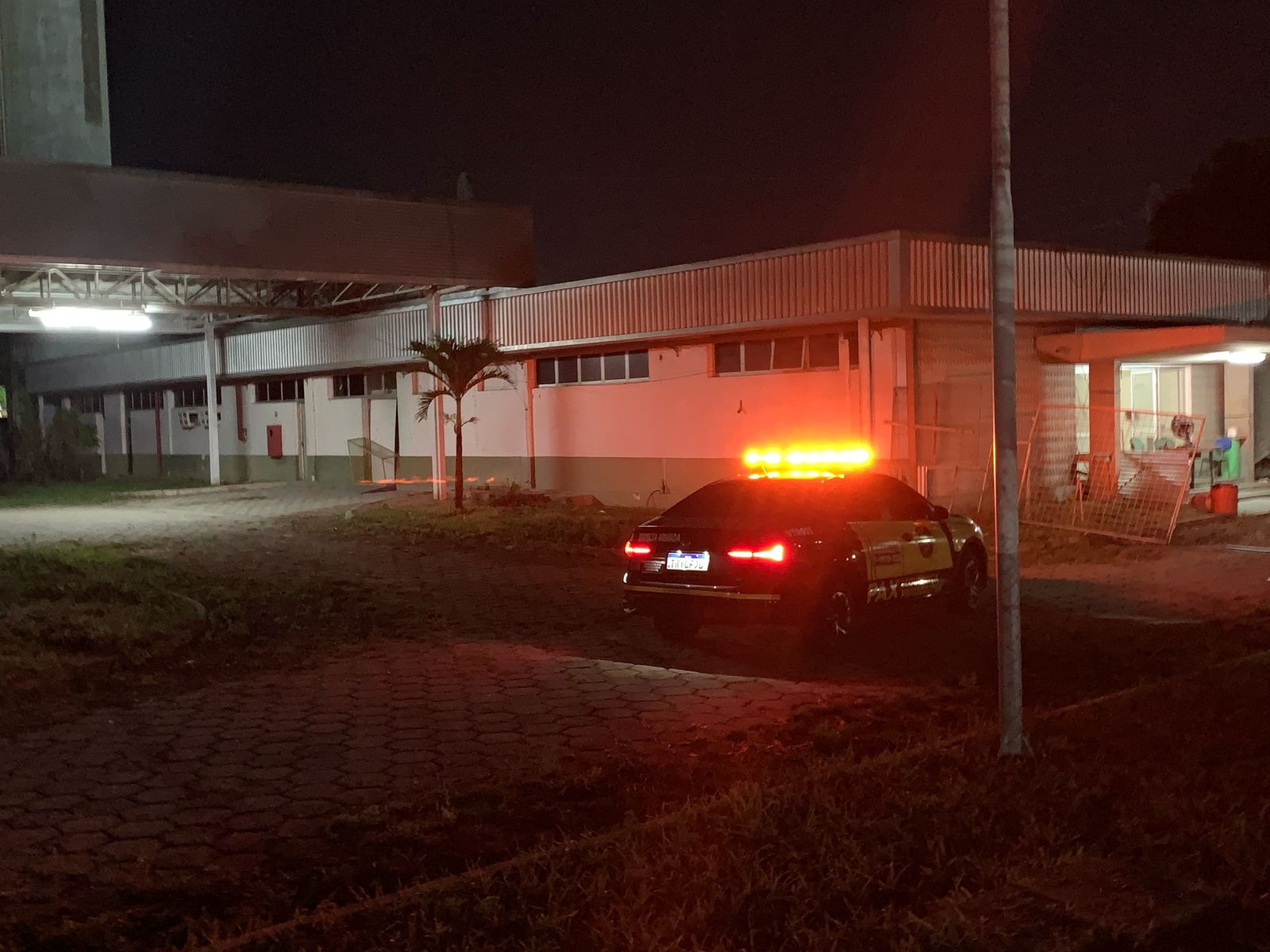 Suspeito é morto por vigilantes em tentativa de furto no Distrito Industrial