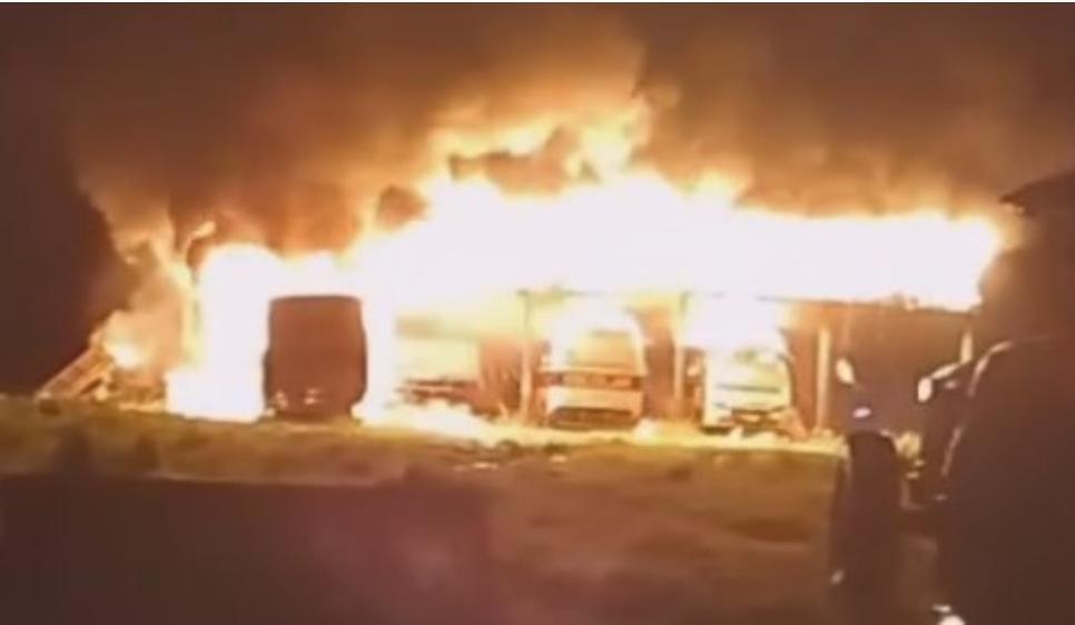 Vídeos: Facção promove ataques em Envira após morte de  adolescentes em confronto com PM