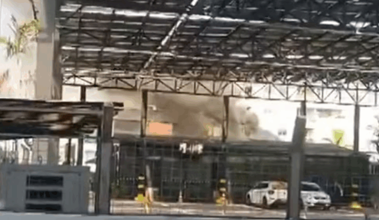 Vídeo: Incêndio atinge restaurante no Parque Dez em Manaus